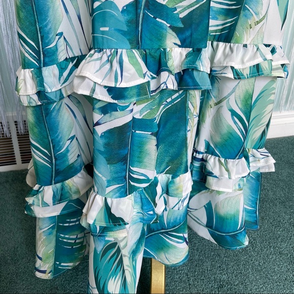 Two Piece Skirt Set with Ruffles Size Small - Picture 9 of 16